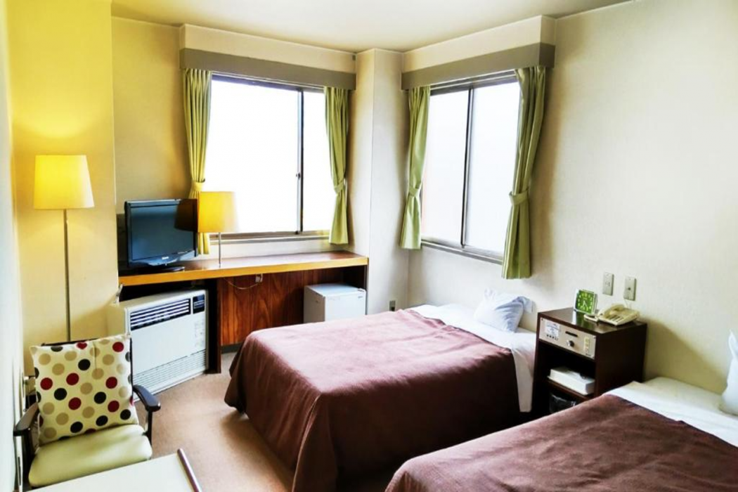 Hotel Sakuranbo 11/57