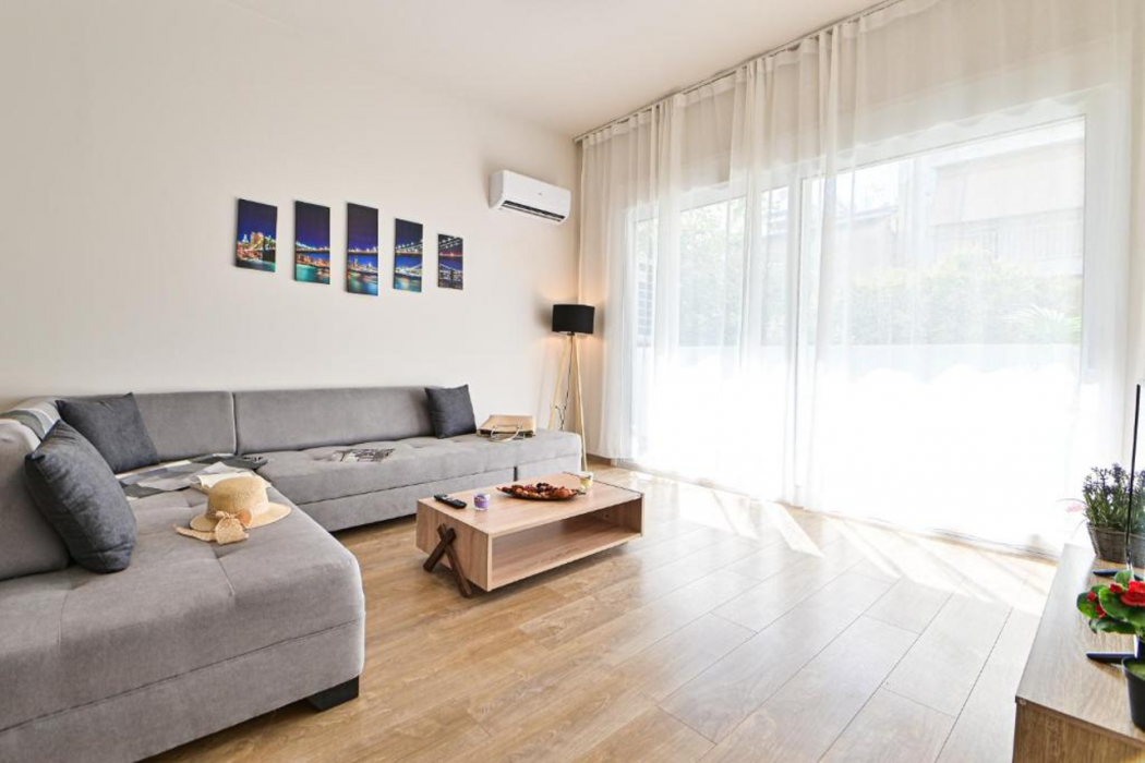 Thisean Modern Suites 17/50