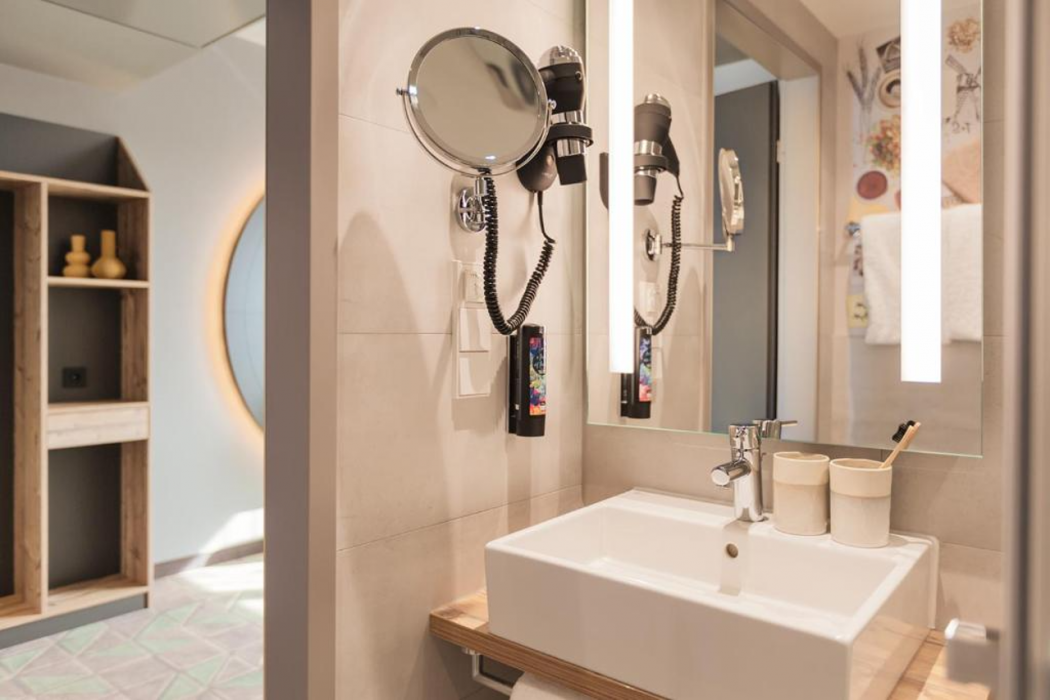 Holiday Inn - the niu, Mill Cologne Mulheim, an IHG Hotel 6/33