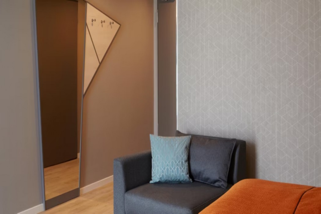 Holiday Inn - the niu, Hub Dusseldorf Messe by IHG 24/73