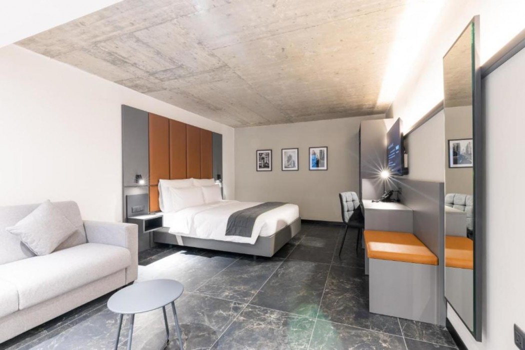 The Londoner Hotel St. Julian's 12/61
