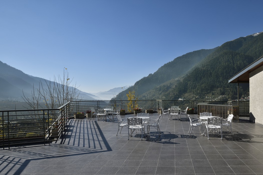 juSTa Grand View Resort & Spa Manali 45/73