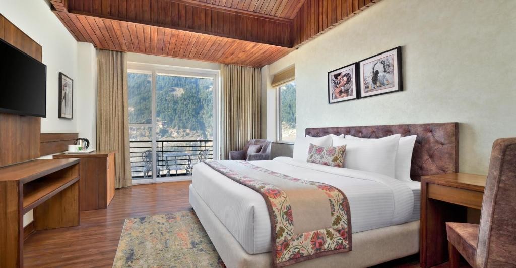 juSTa Grand View Resort & Spa Manali 28/73
