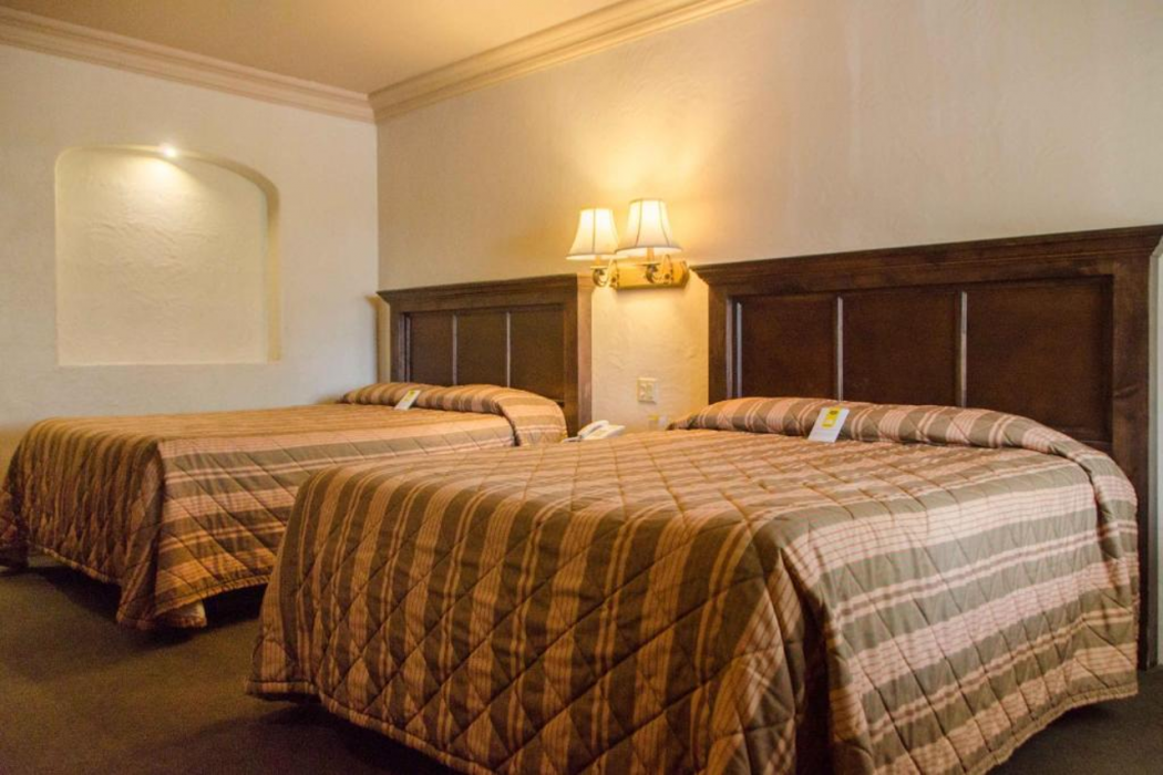Hotel Siesta Real 11/56