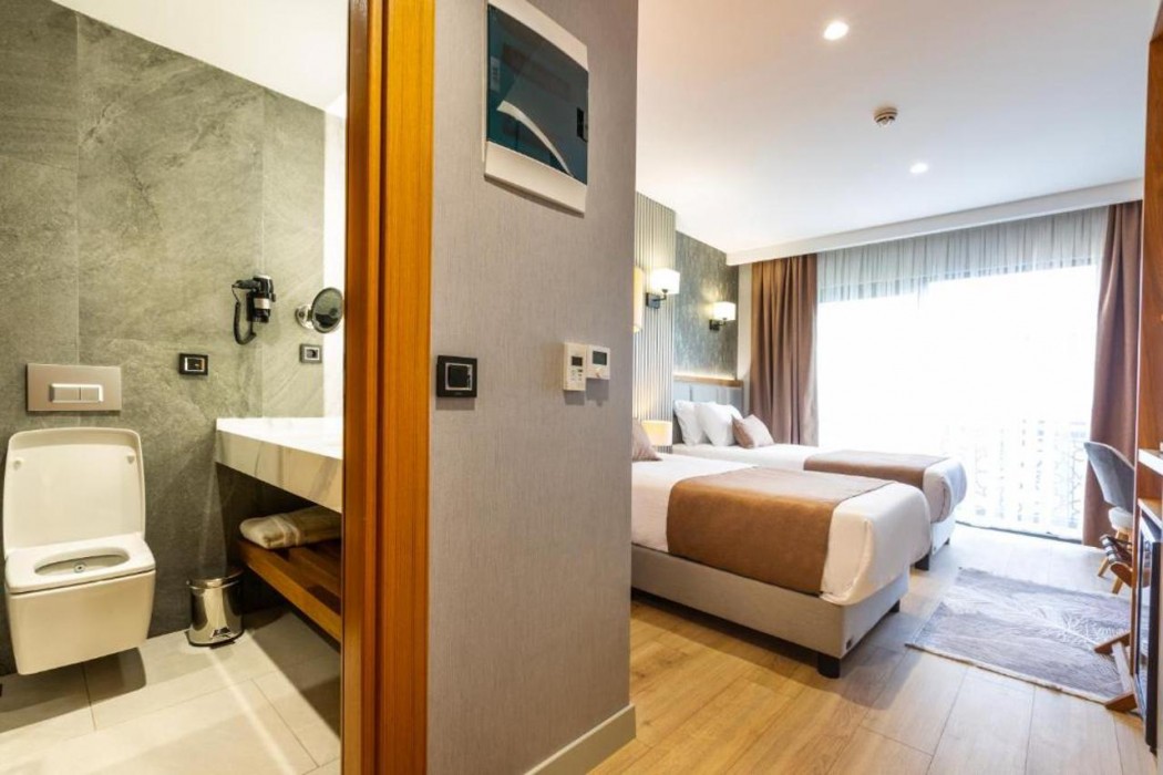 North Star Hotel 13/43