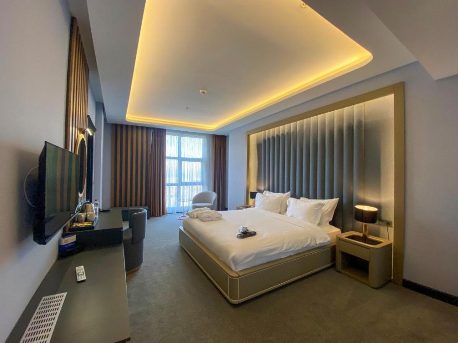 Aileena Hotel & Villas 33/73