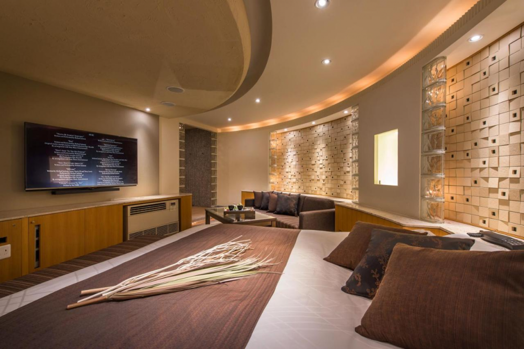 Hotel C. Chiba Shiroi 20/58