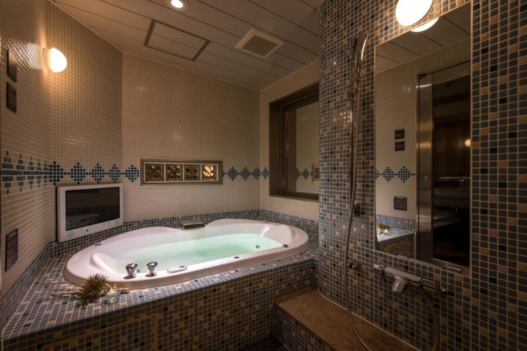 Hotel C. Chiba Shiroi 21/58