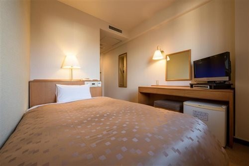 Pacific Hotel Shiroishi 11/58