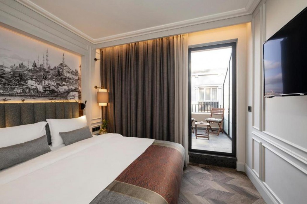 Livro Hotel 16/40