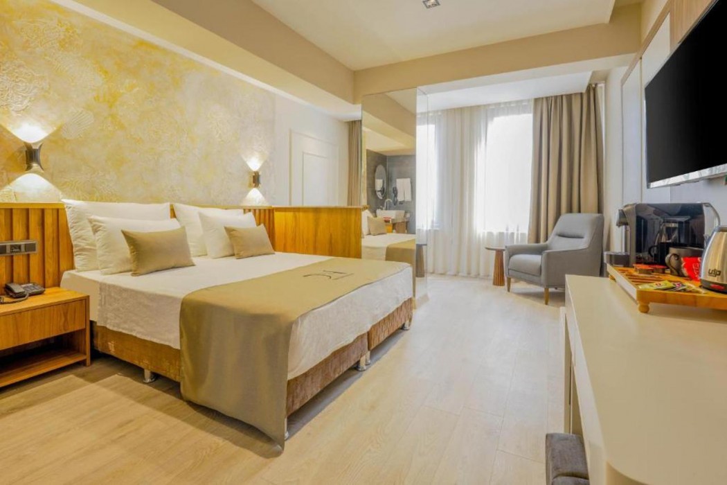 Der Inn Hotel Lara 12/58