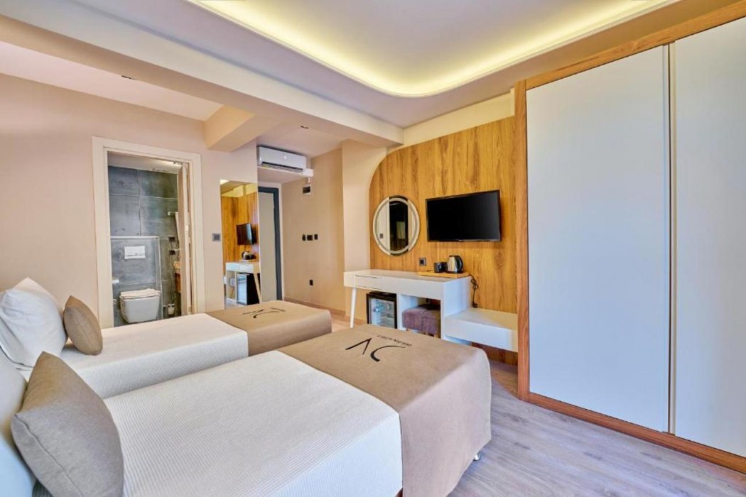 Der Inn Hotel Lara 8/58