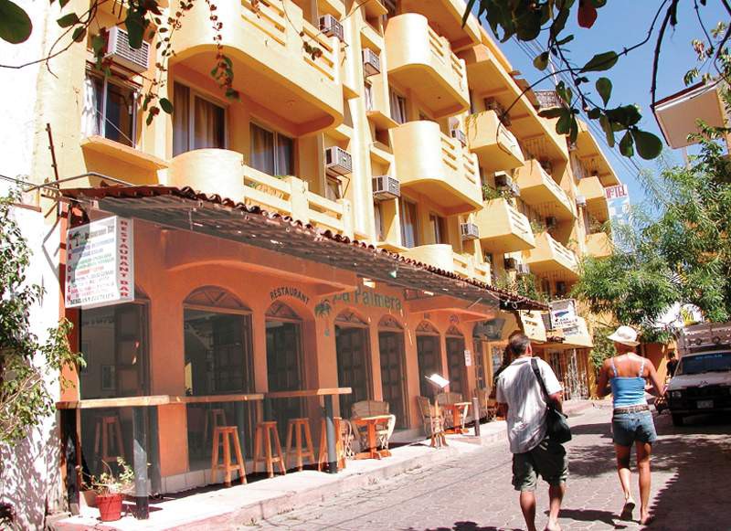 Zihuatanejo Centro 2/30