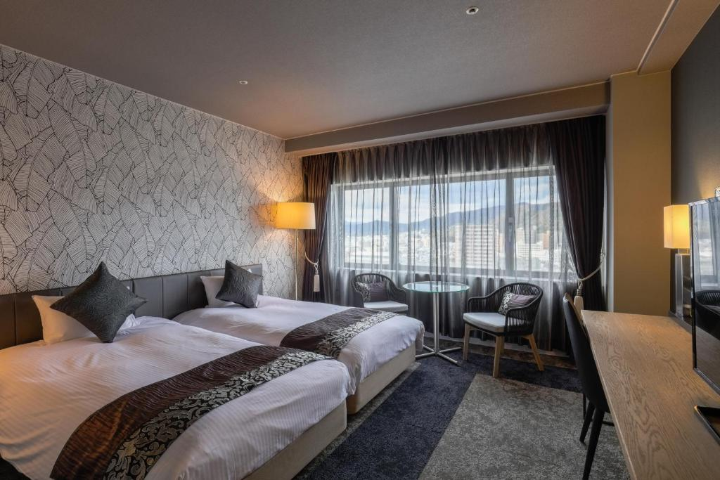 Century Plaza Hotel 12/58
