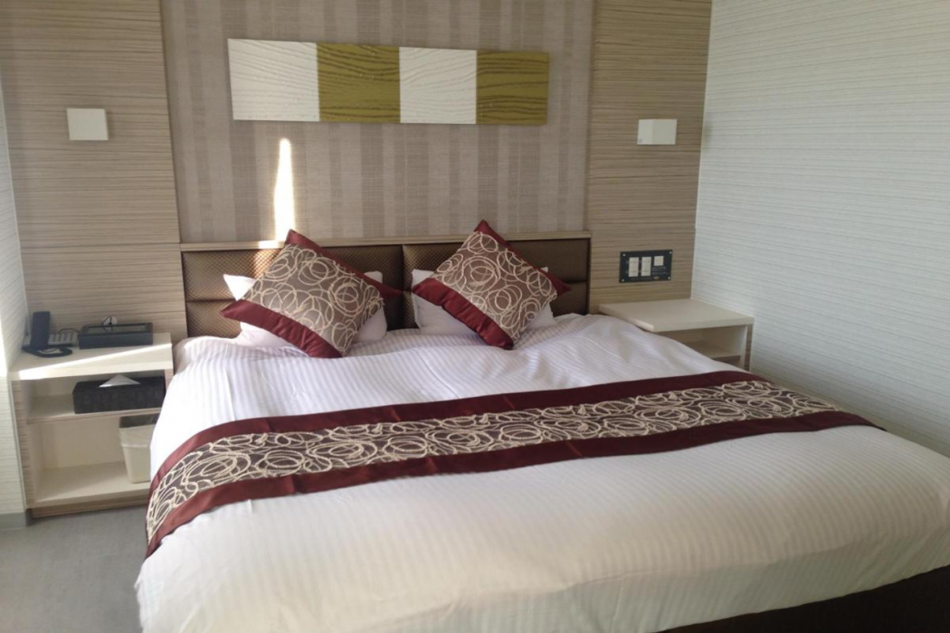Amand Hotel 12/52