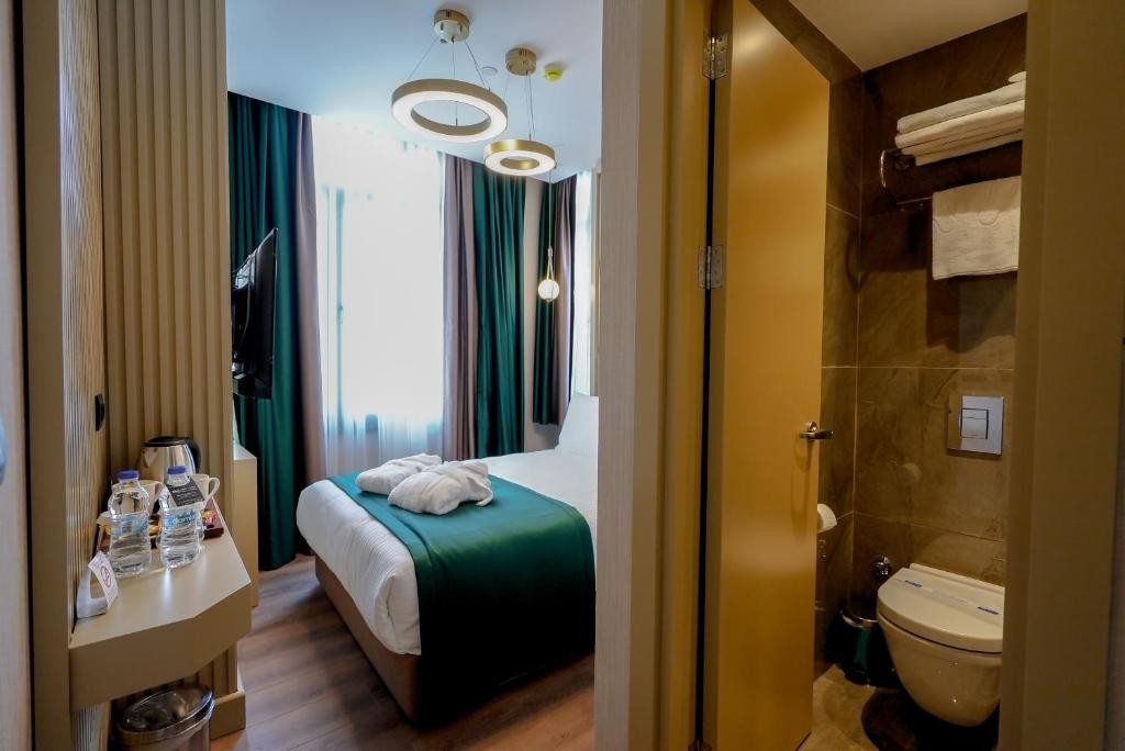 The Nest Hotel 20/70