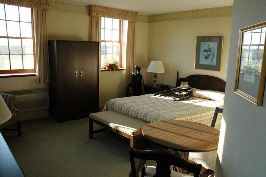 Guest Quarters at The Bridges Golf Club 13/58