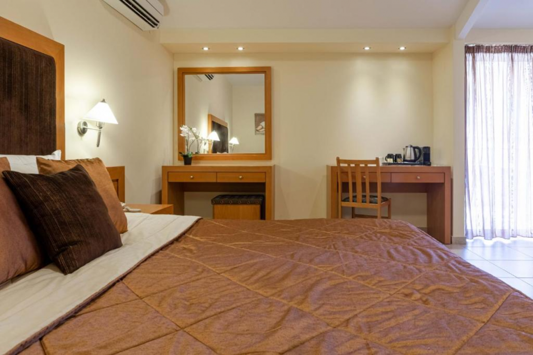 Hotel Serenity Tolo 12/31