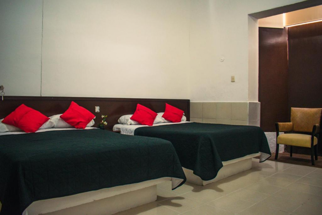 Hotel Cupules 7/53
