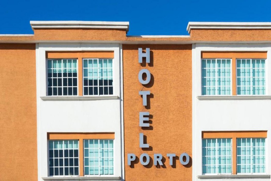 Porto Hotel 1/23