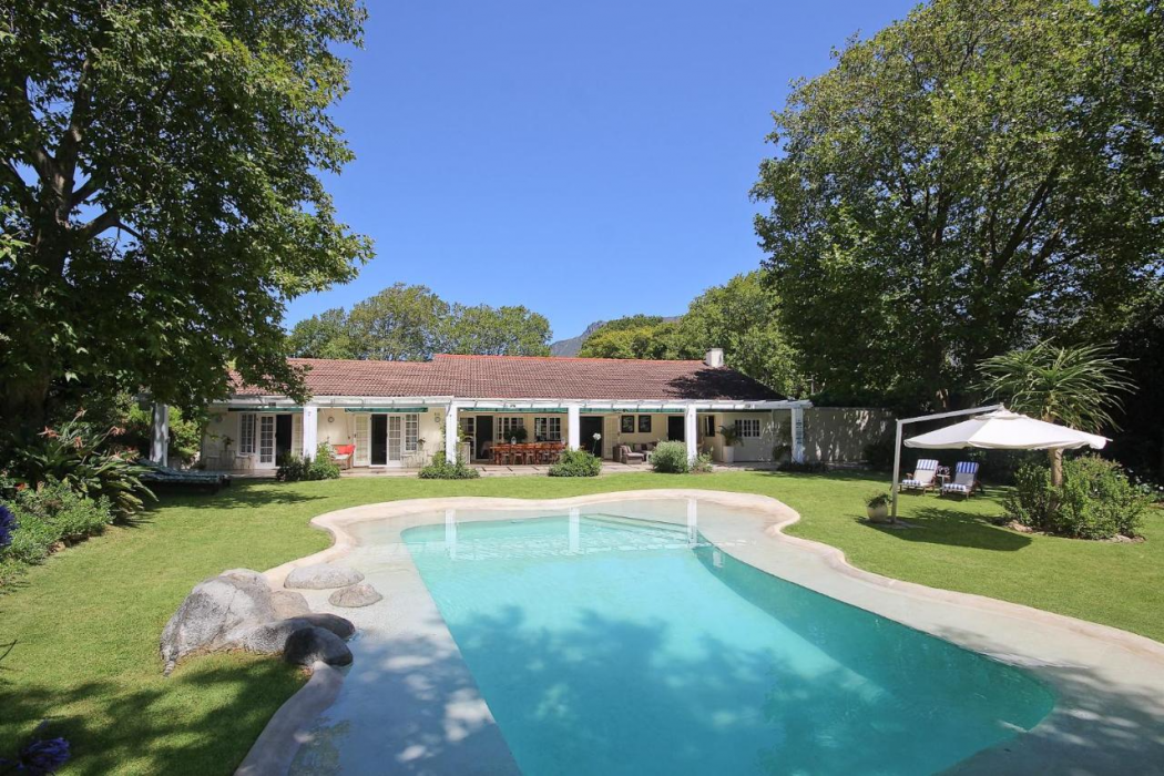 Beluga of Constantia Guest House 17/42
