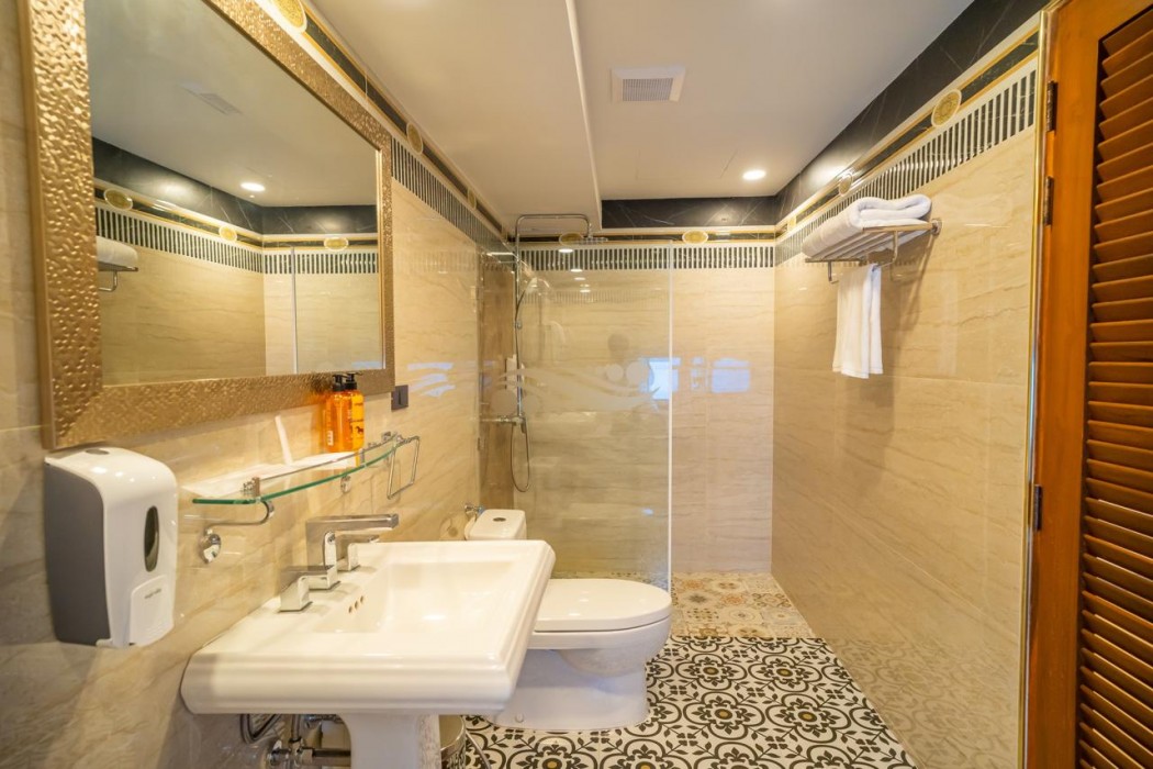 Siri Nakornpink Chiang Mai Hotel 68/75