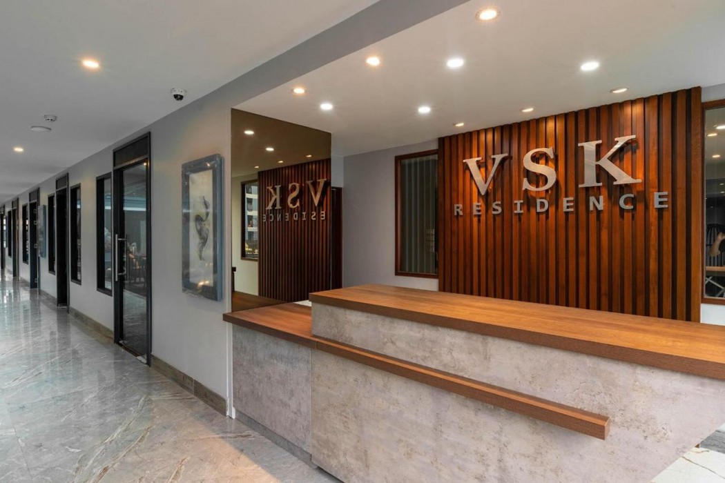 Lobby at V.S.K. Residence (SHA Extra Plus) by ZUZU, BANG PHLI