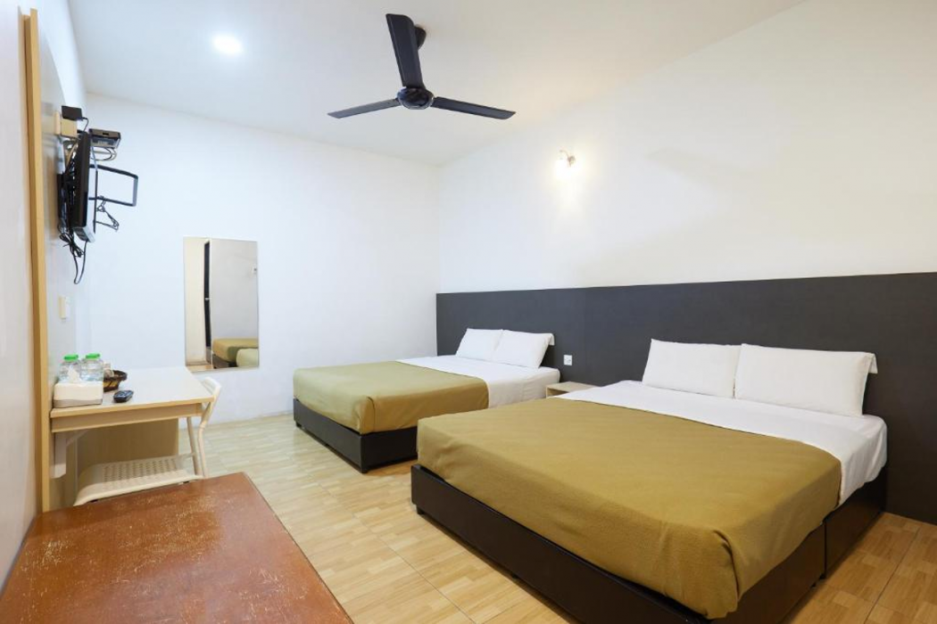 Uncle Guesthouse Kuala Terengganu by ZUZU 19/62