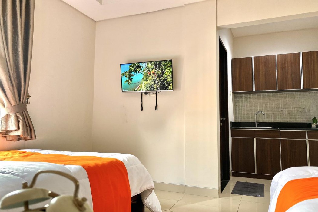 Behomy Corner 8 Lippo Karawaci by ZUZU 21/67