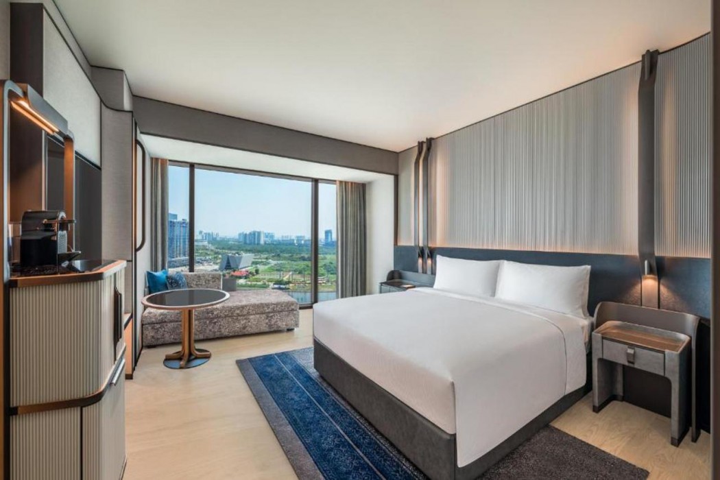 Hilton Saigon 15/55