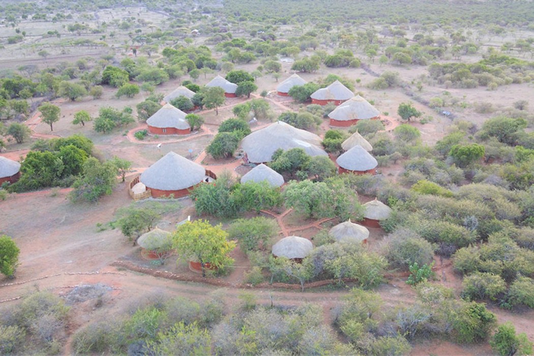 Africa Safari Maasai Boma 1/58