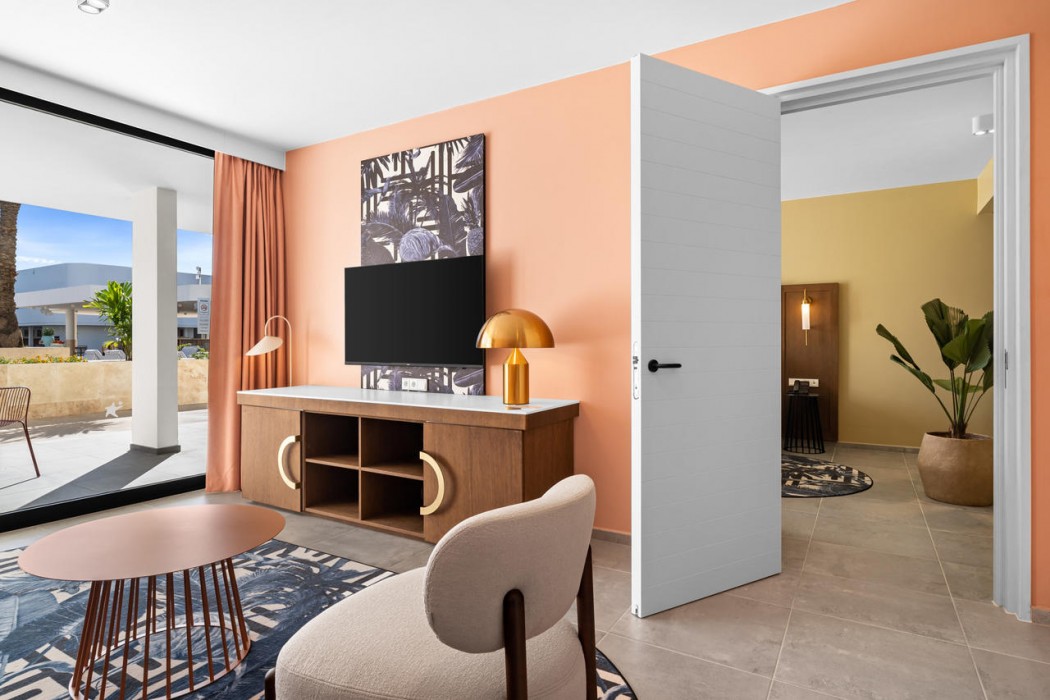 The Rif at Mangrove Beach Corendon Curacao All-Inclusive, Curio by Hilton 31/76