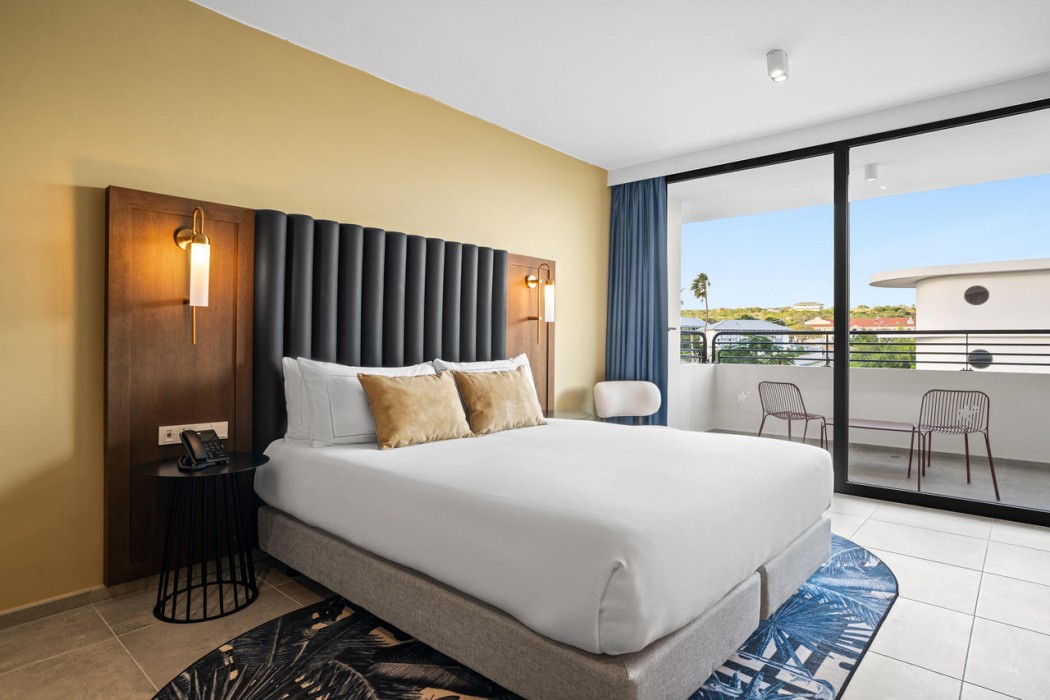 The Rif at Mangrove Beach Corendon Curacao All-Inclusive, Curio by Hilton 29/76
