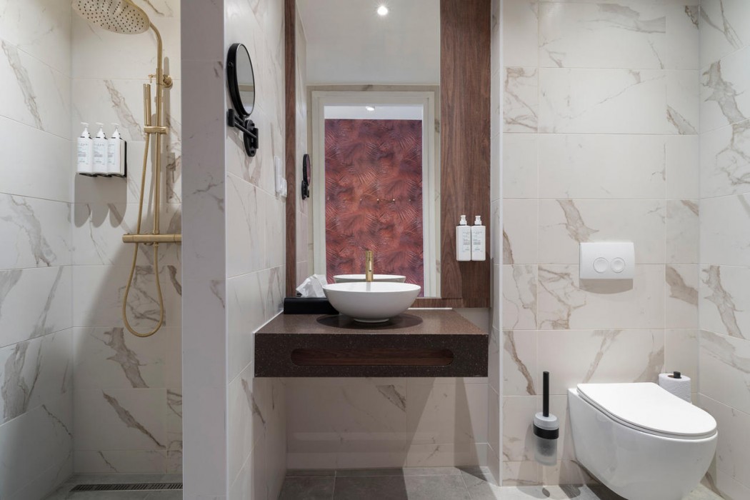 The Rif at Mangrove Beach Corendon Curacao All-Inclusive, Curio by Hilton 17/76