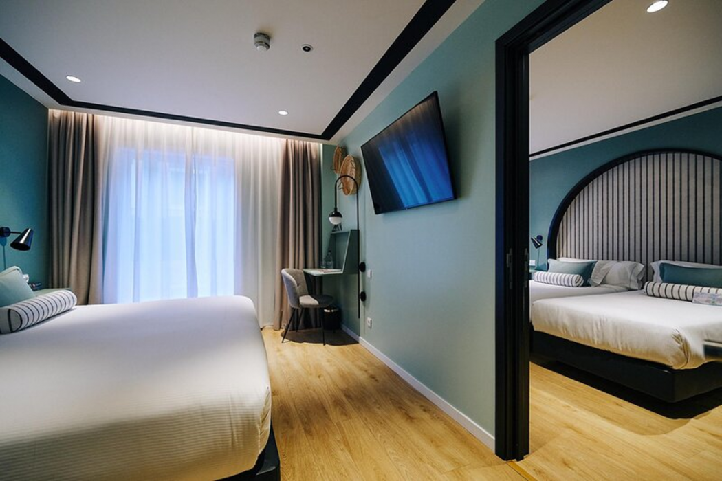Hotel Vincci Bonjardim 64/131