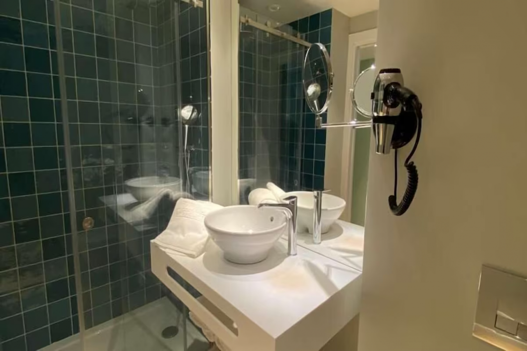 Hotel Vincci Bonjardim 9/131