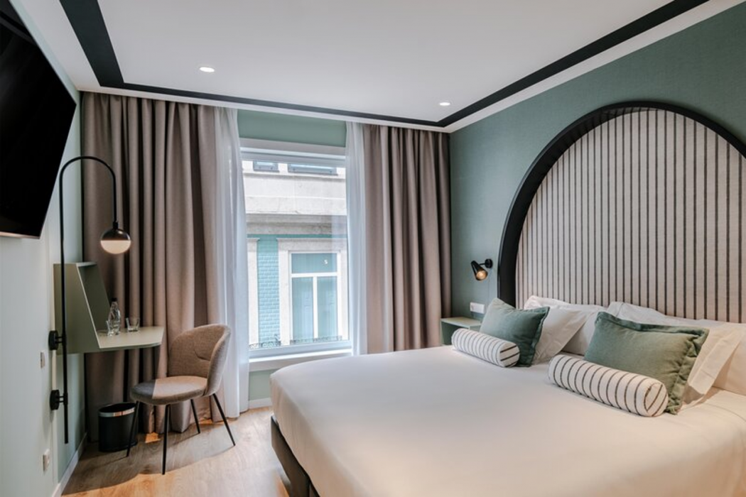 Hotel Vincci Bonjardim 31/131