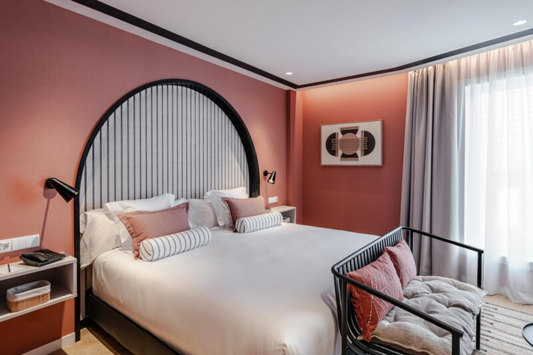 Hotel Vincci Bonjardim 48/131