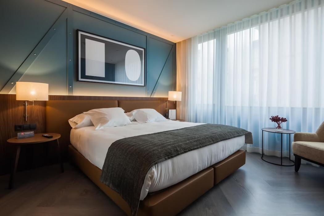 Hotel Vincci Bonjardim 12/131