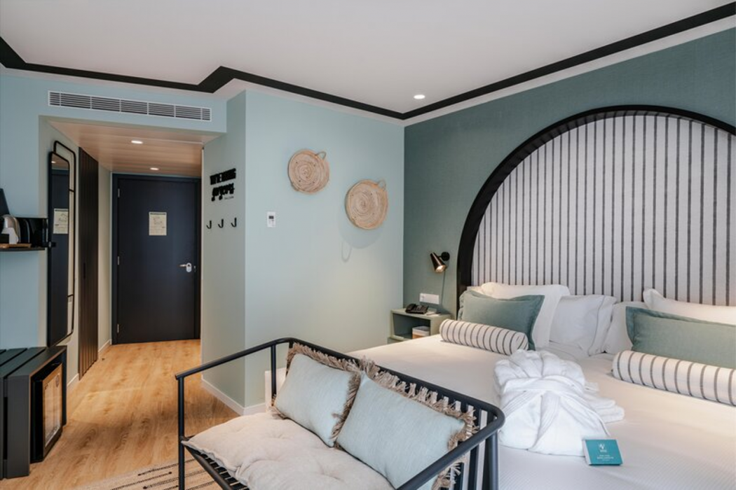 Hotel Vincci Bonjardim 45/131