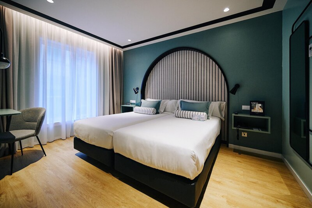Hotel Vincci Bonjardim 60/131