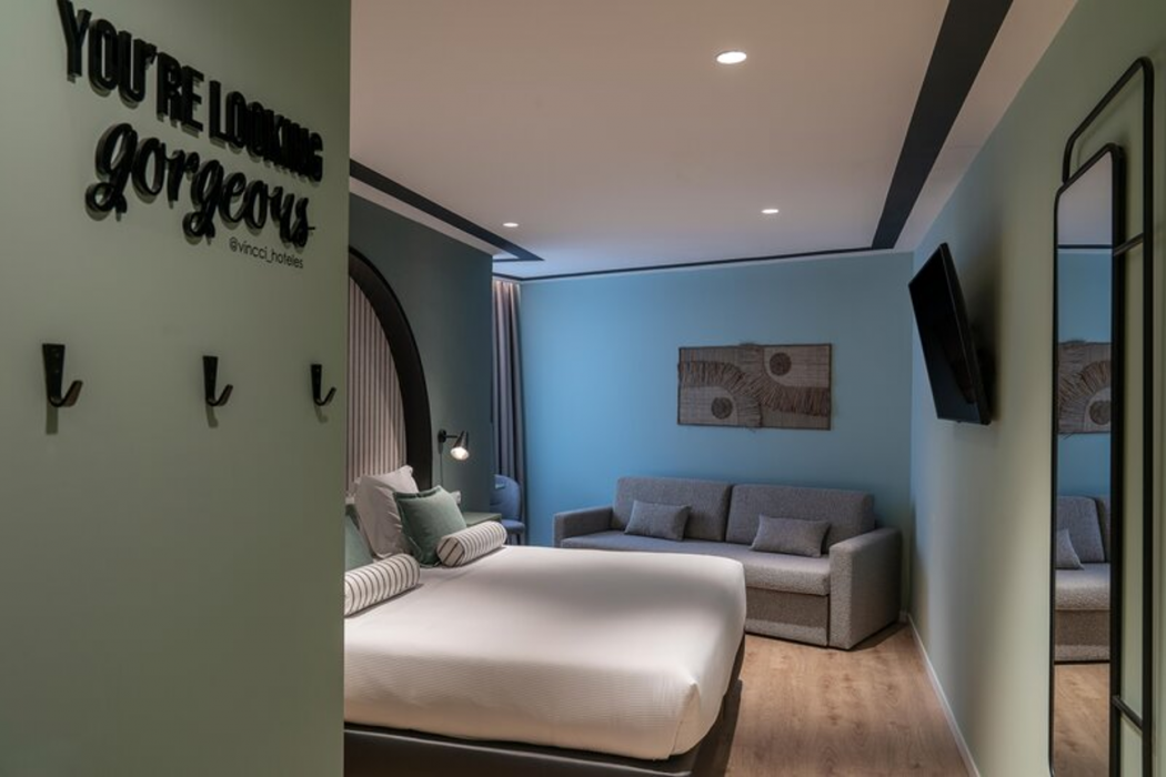 Hotel Vincci Bonjardim 34/131