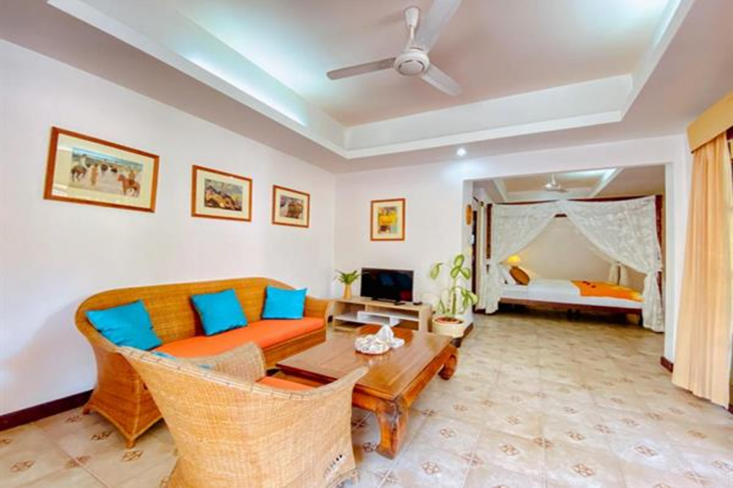 Cruiser Island Resort by Swiss-Belhotel 16/95