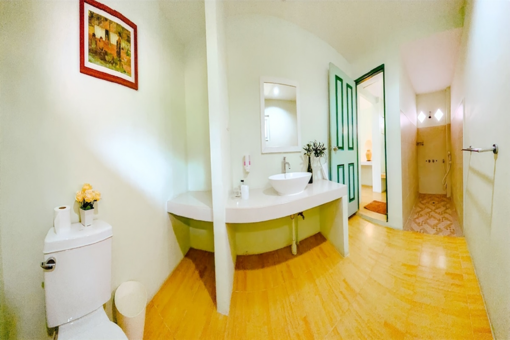 Cruiser Island Resort by Swiss-Belhotel 27/95