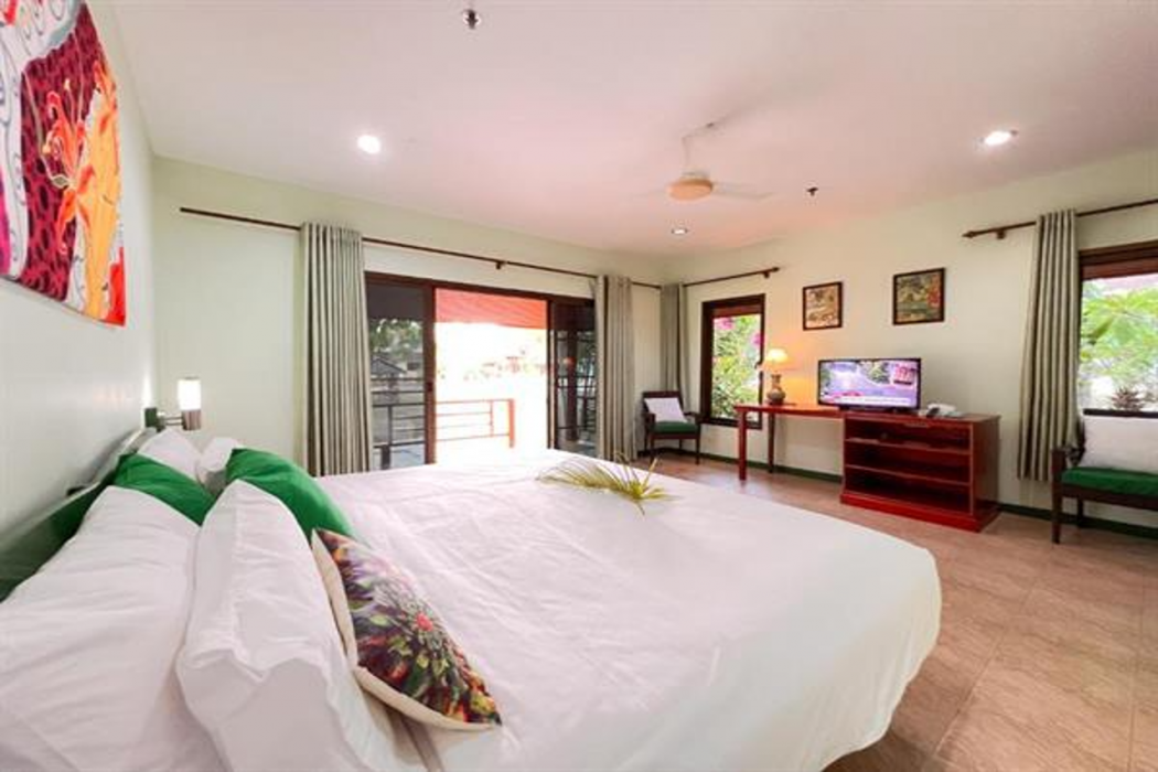 Cruiser Island Resort by Swiss-Belhotel 12/95