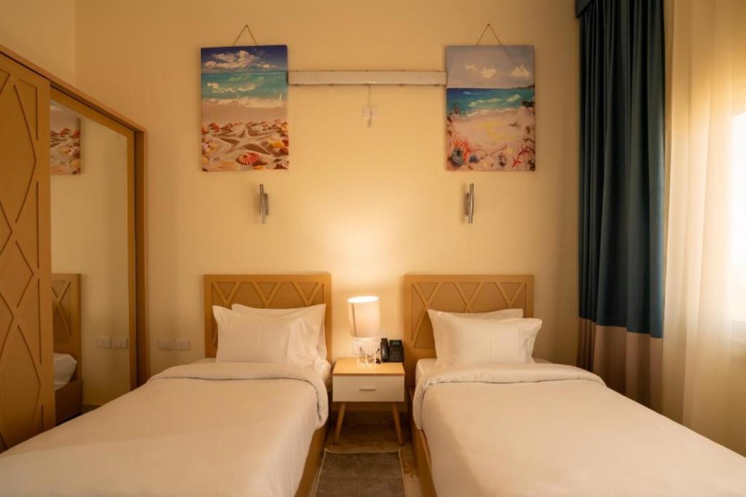Azal Lagoons Resort Abu Simbel 11/58