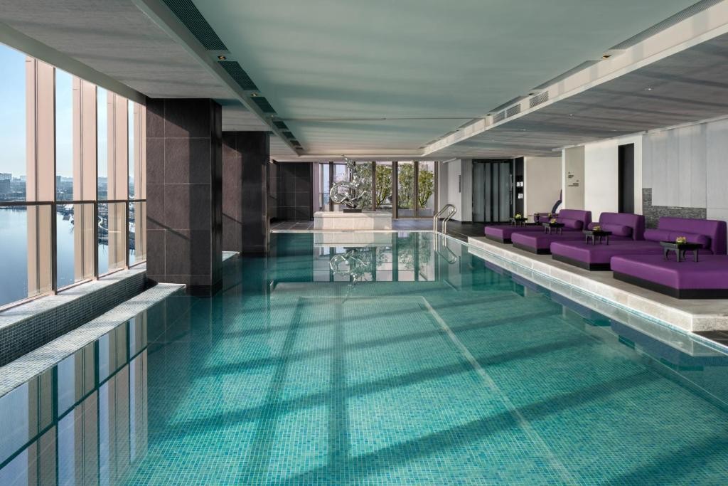 Hyatt Centric Lakeside Ningbo 24/47