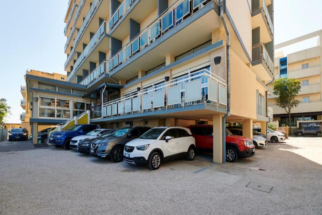 Hotel Centrale 1/60
