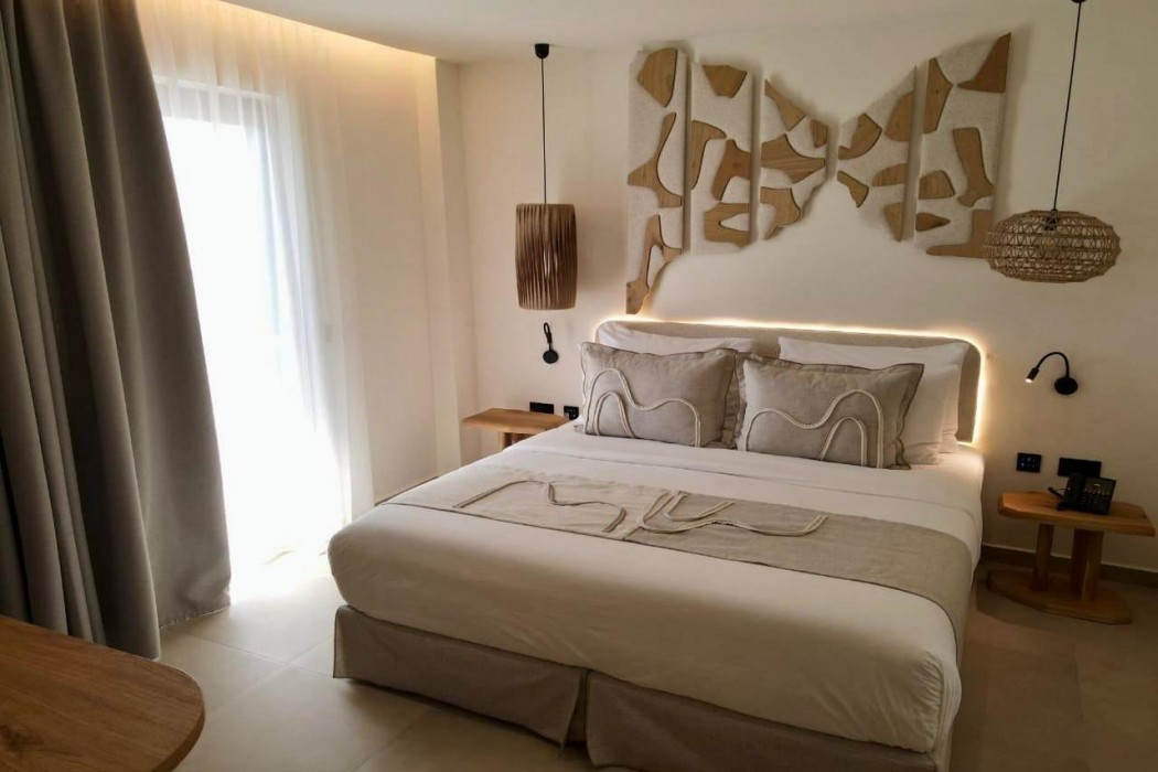 Cabana White Boutique Hotel & Suites 20/80