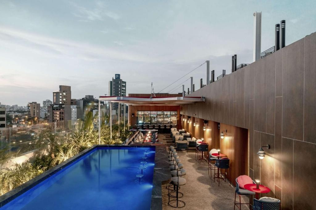 DoubleTree by Hilton Lima San Isidro 24/50